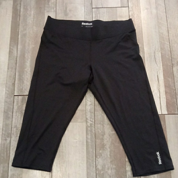 Reebok Pants - Reebok Speedwick Capris Leggings